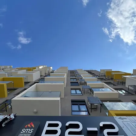 East Gate Living Nderim شقة *